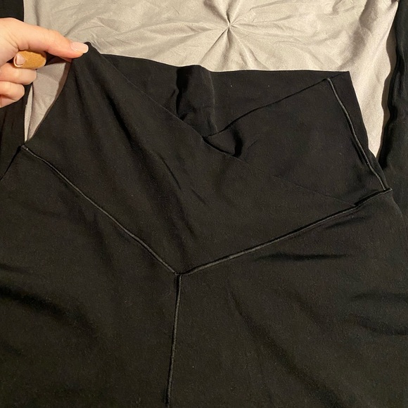 AE Offline Real Me High Waisted Crossover Legging - Picture 2 of 7